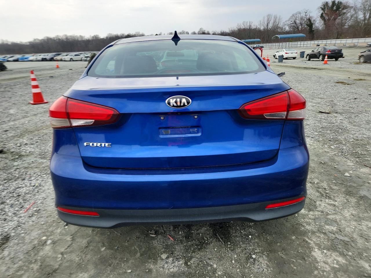 2017 Kia Forte Lx - Фото 6