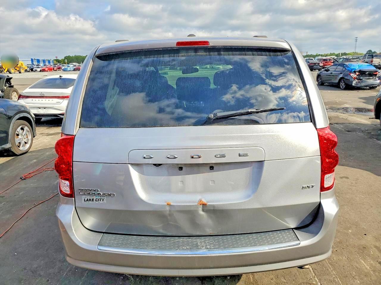 2020 Dodge Grand Caravan Sxt - Фото 6