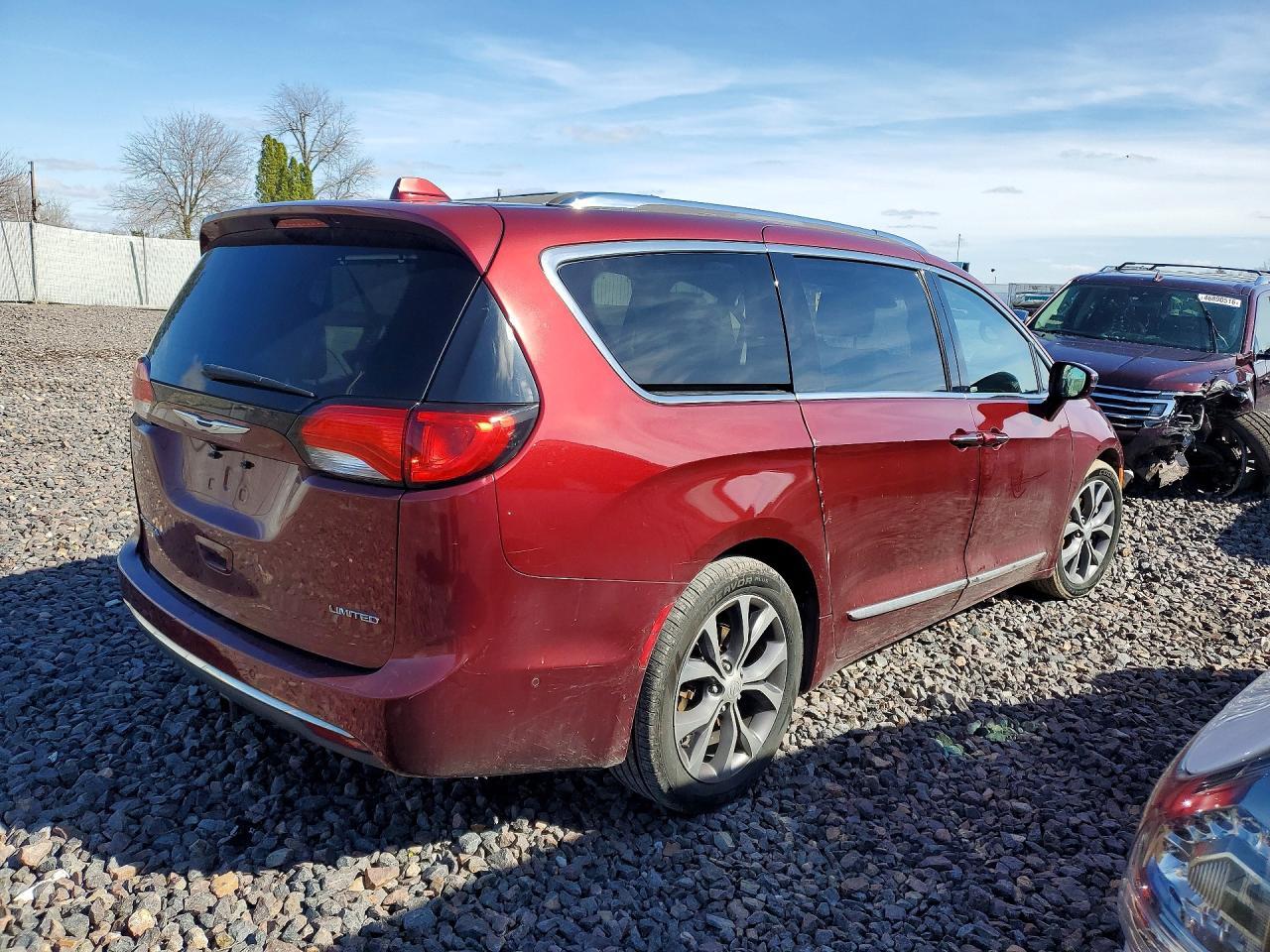 2017 Chrysler Pacifica Limited - Фото 3