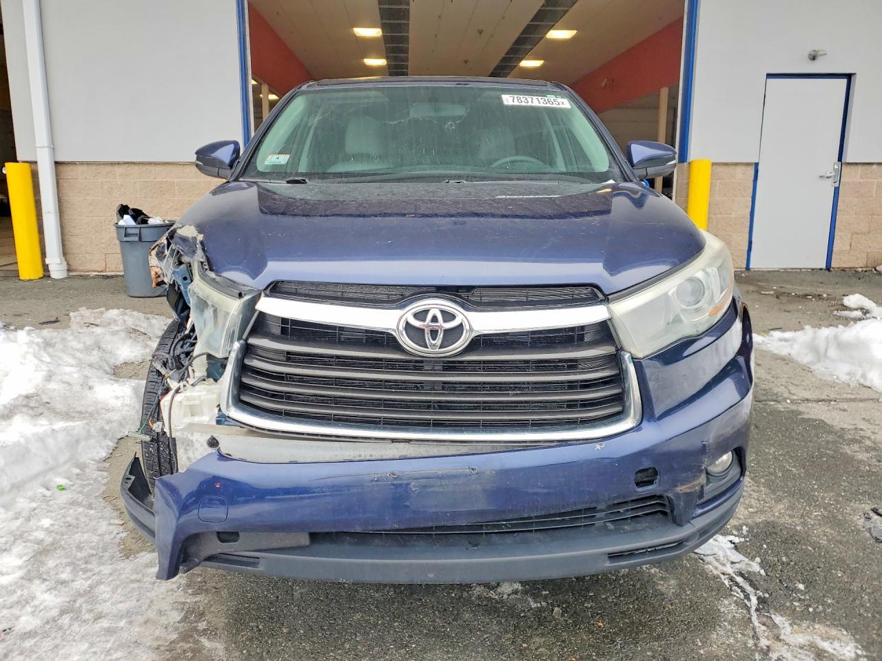 2015 Toyota Highlander Le - Фото 5