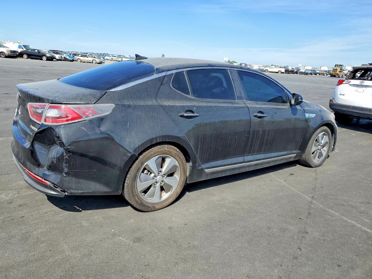 2014 Kia Optima Hybrid - Image 3