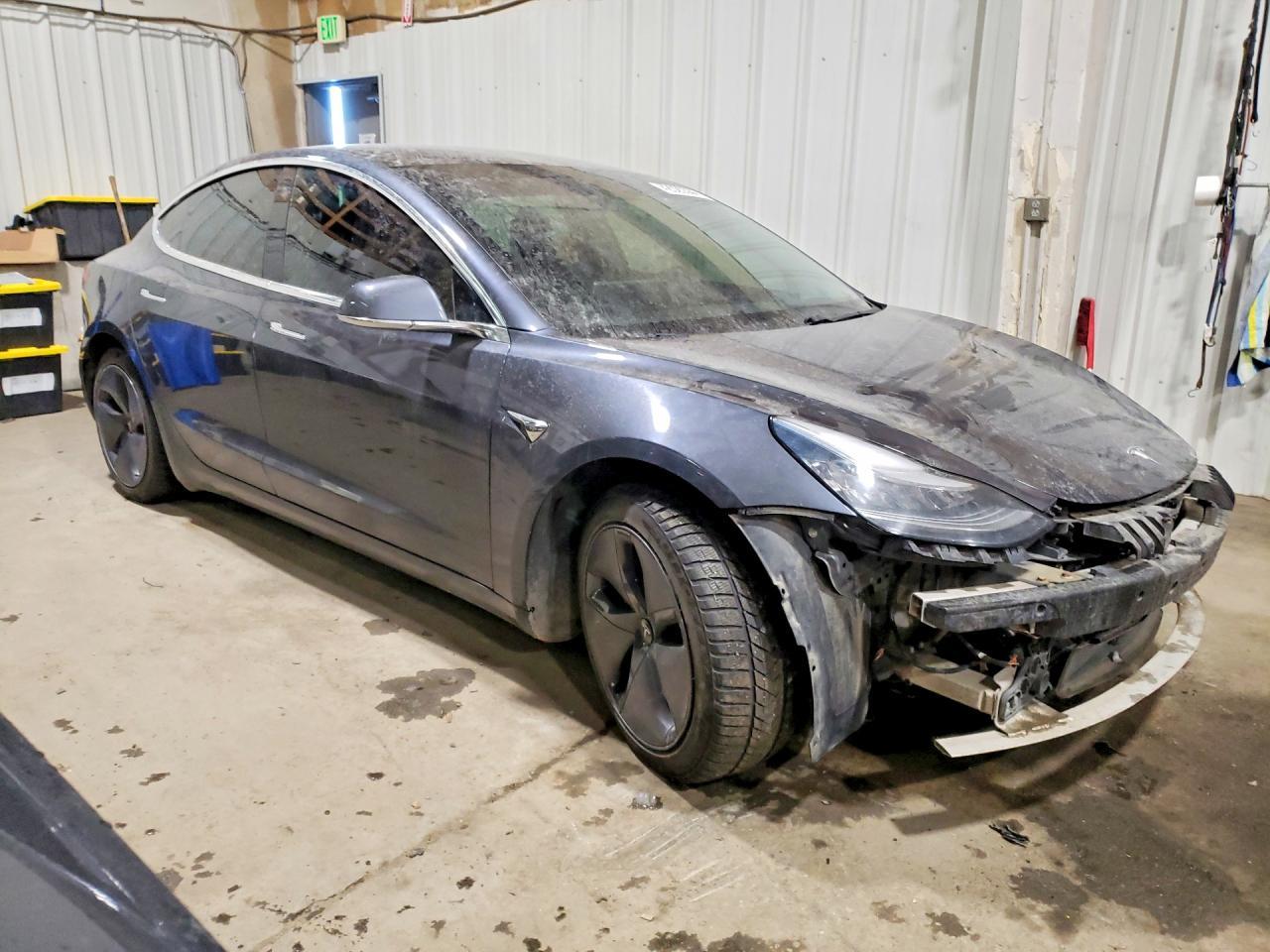 2019 Tesla Model 3 - Image 4