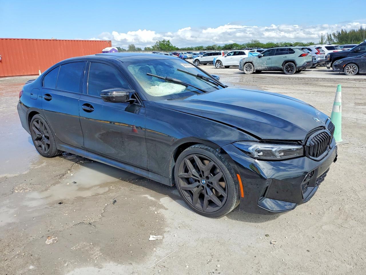2025 BMW 330I - Image 4