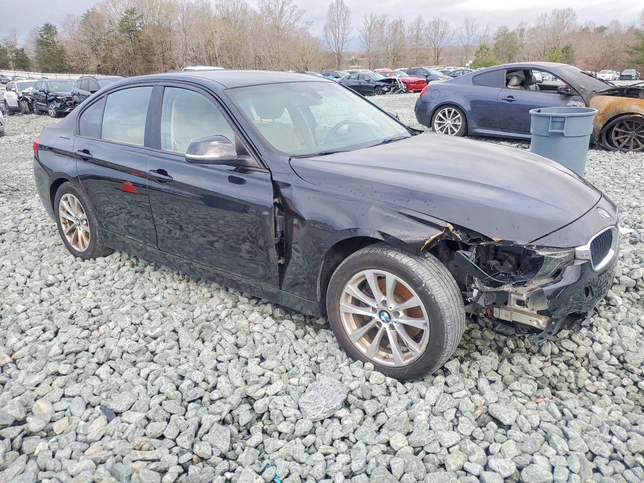 2016 BMW 320 I - Image 4