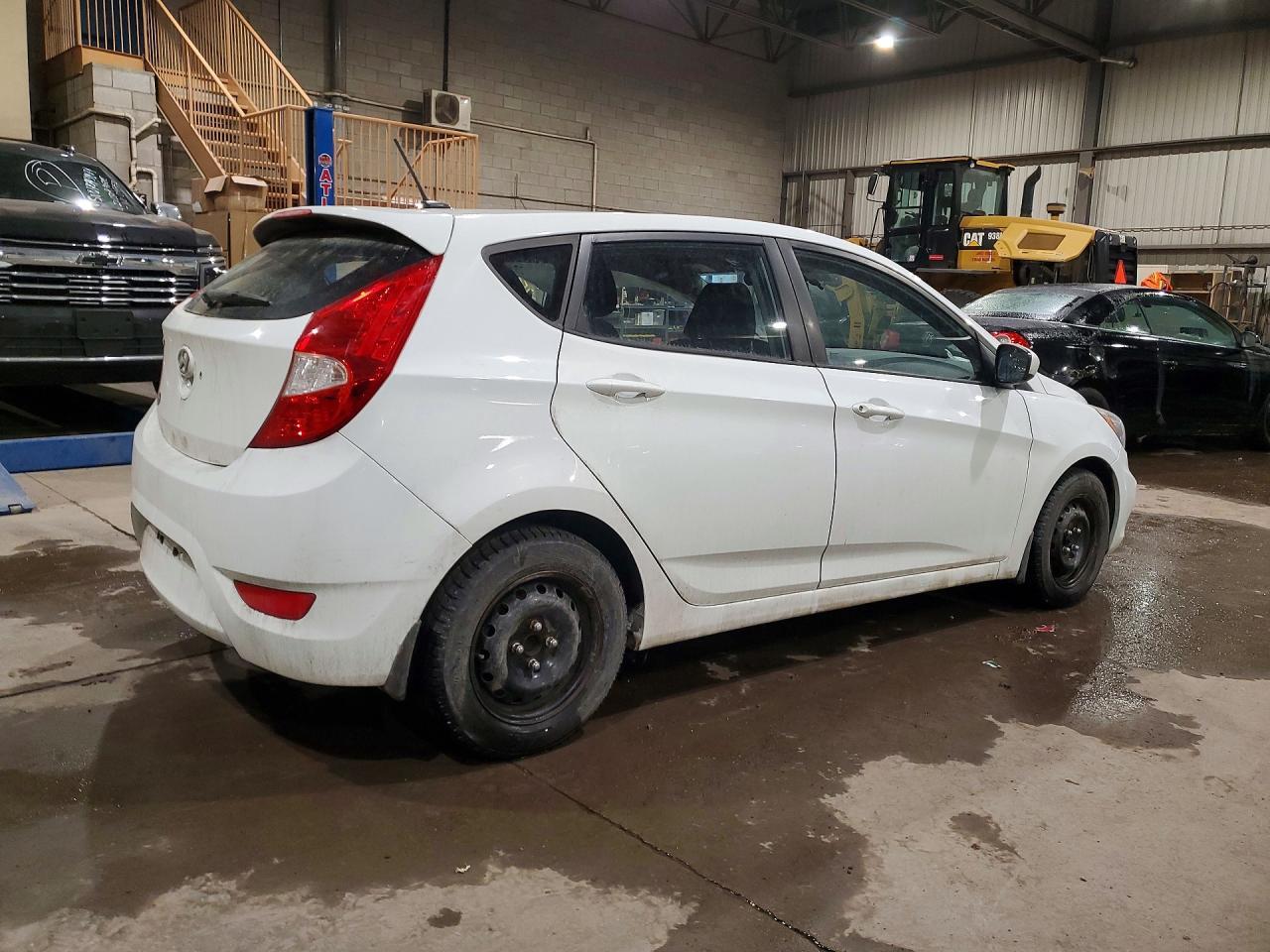 2015 Hyundai Accent Gs - Фото 3