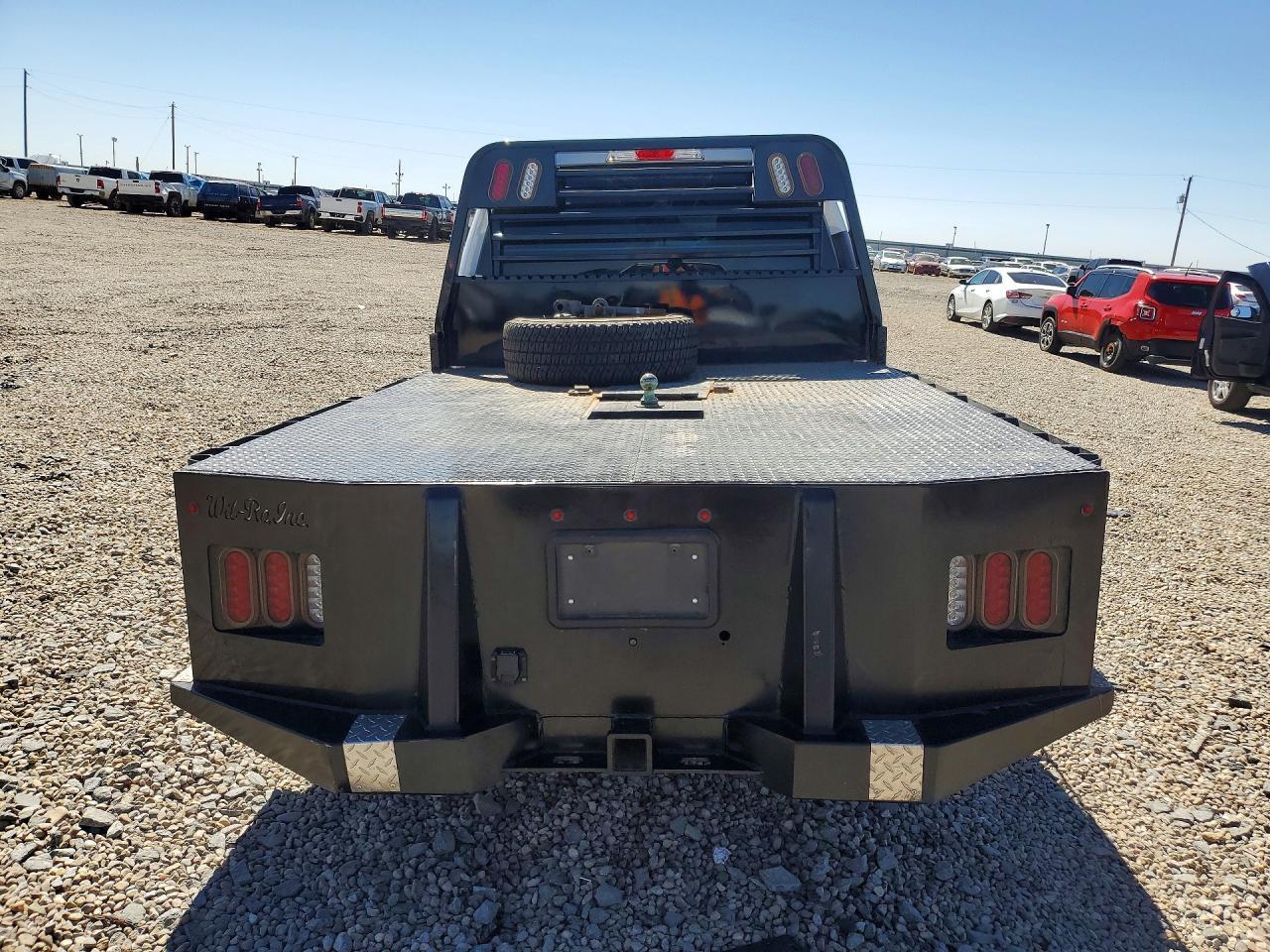 2025 Ford F250 Super Duty Flatbed Truck - Фото 6