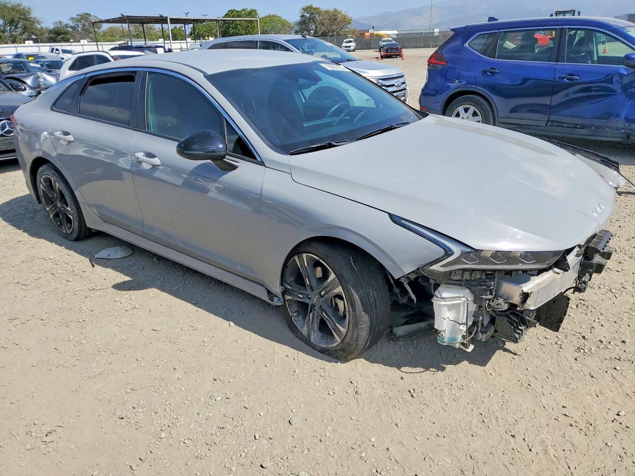 2024 Kia K5 Gt-Line - Image 4
