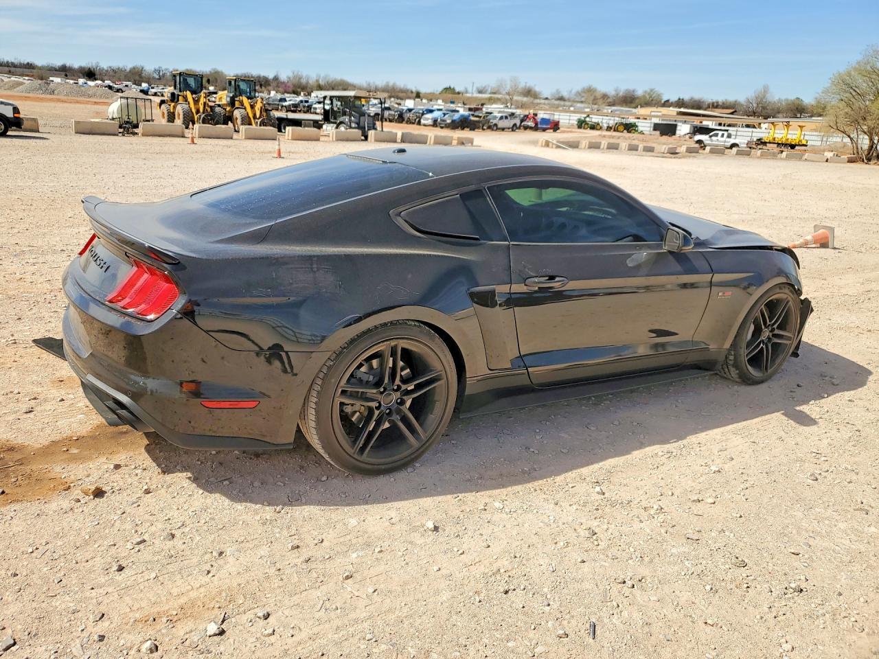 2019 Ford Mustang Gt - Image 3