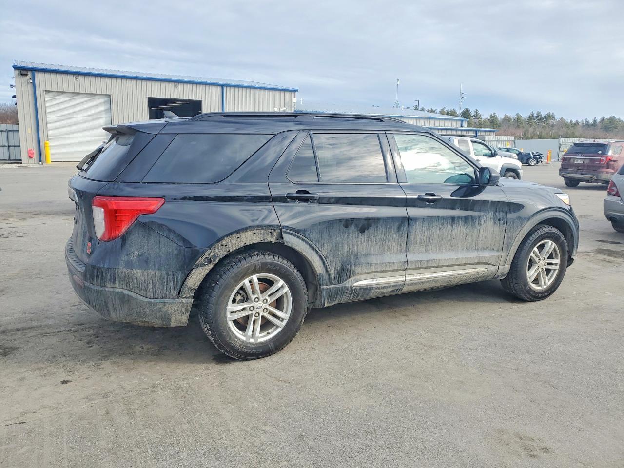 2022 Ford Explorer Xlt - Фото 3