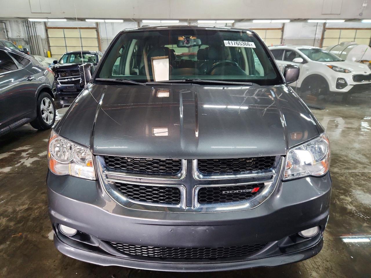 2017 Dodge Grand Caravan Sxt - Image 5