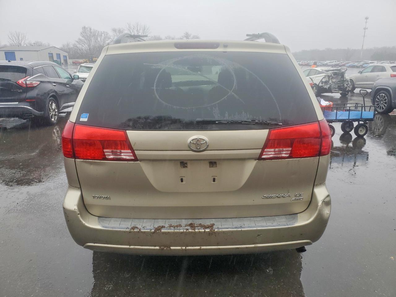2005 Toyota Sienna Le 7 Passenger - Image 6