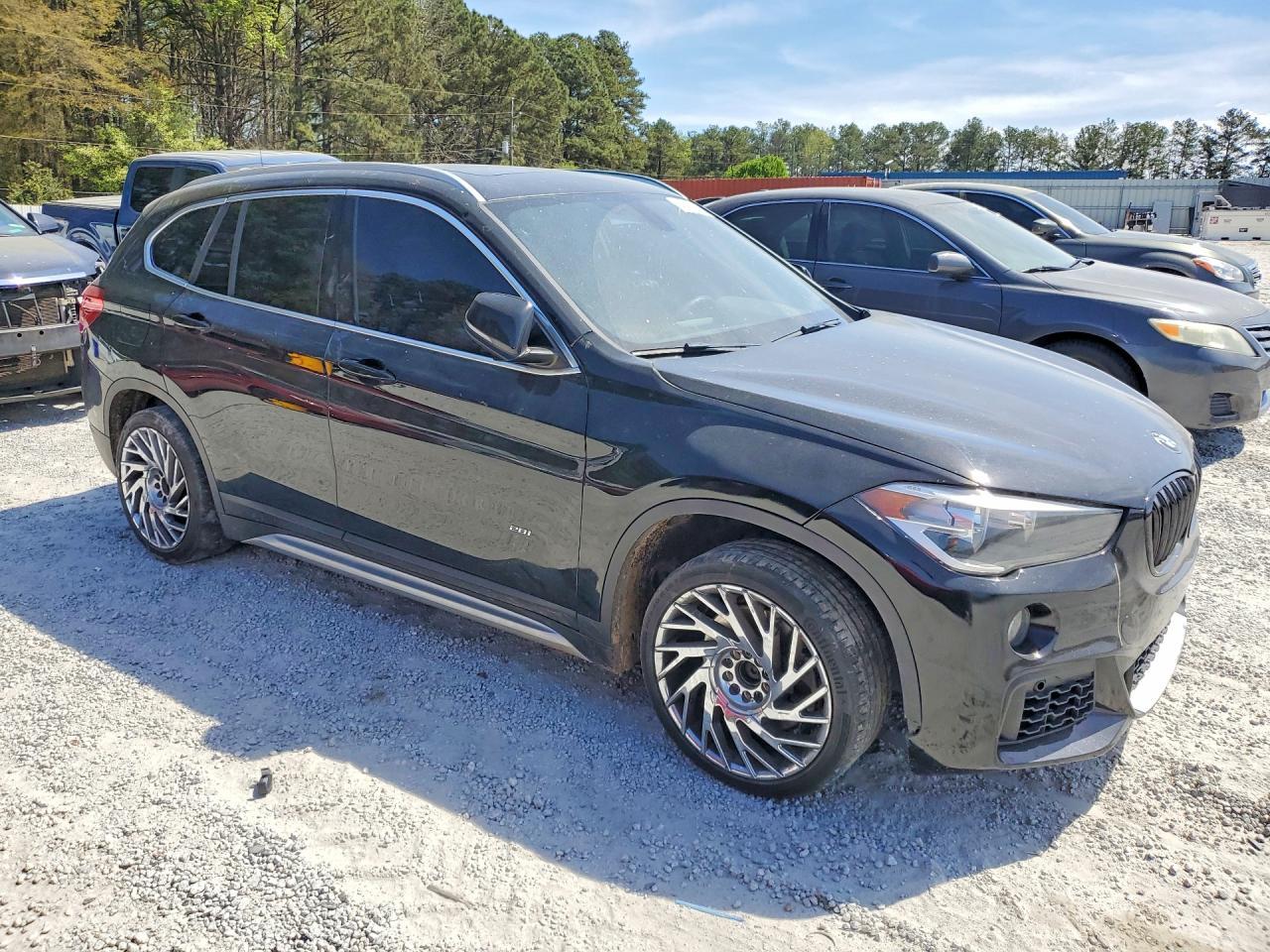 2018 BMW X1 xDrive28I - Фото 4