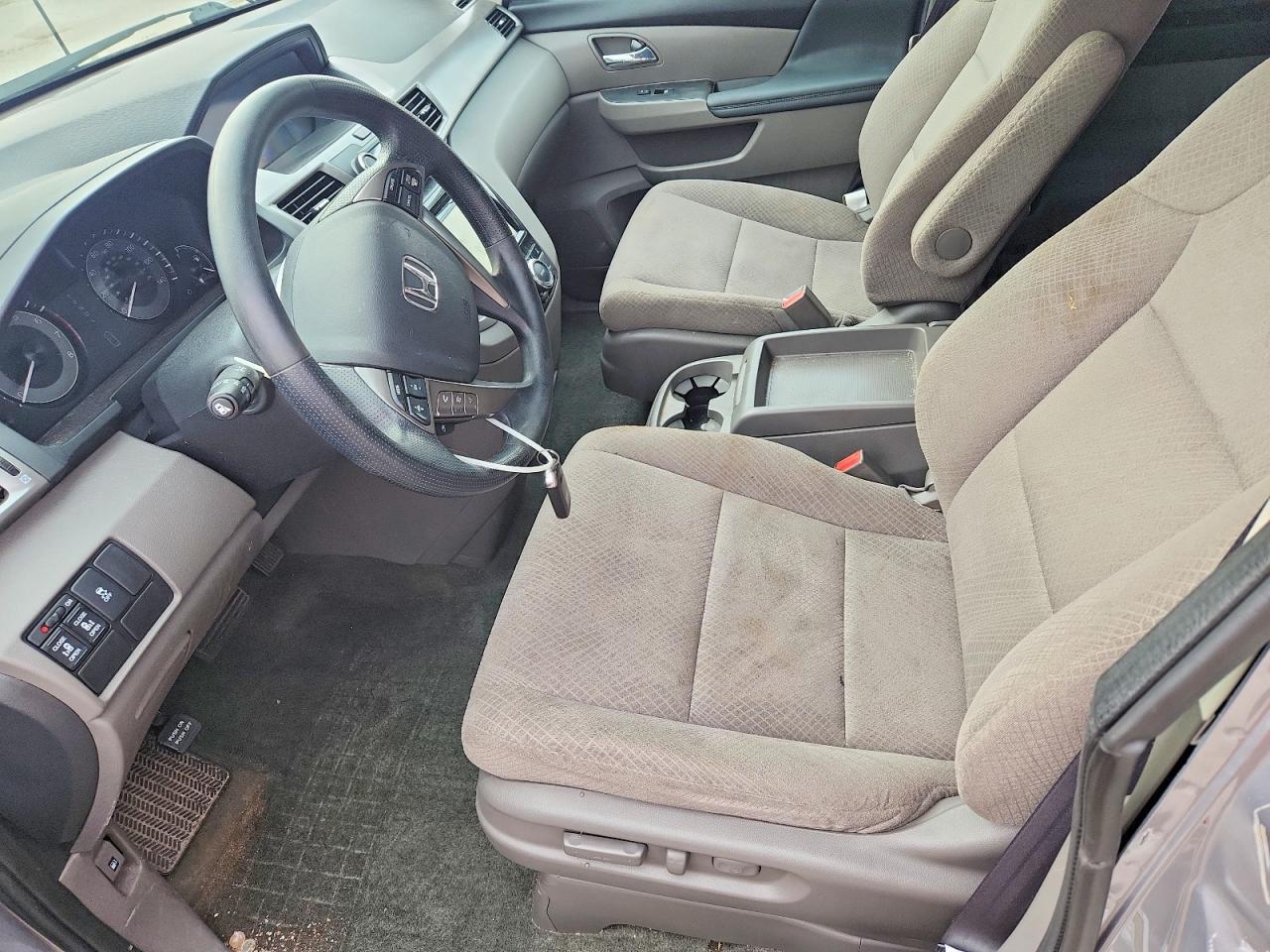 2016 Honda Odyssey Ex - Image 7