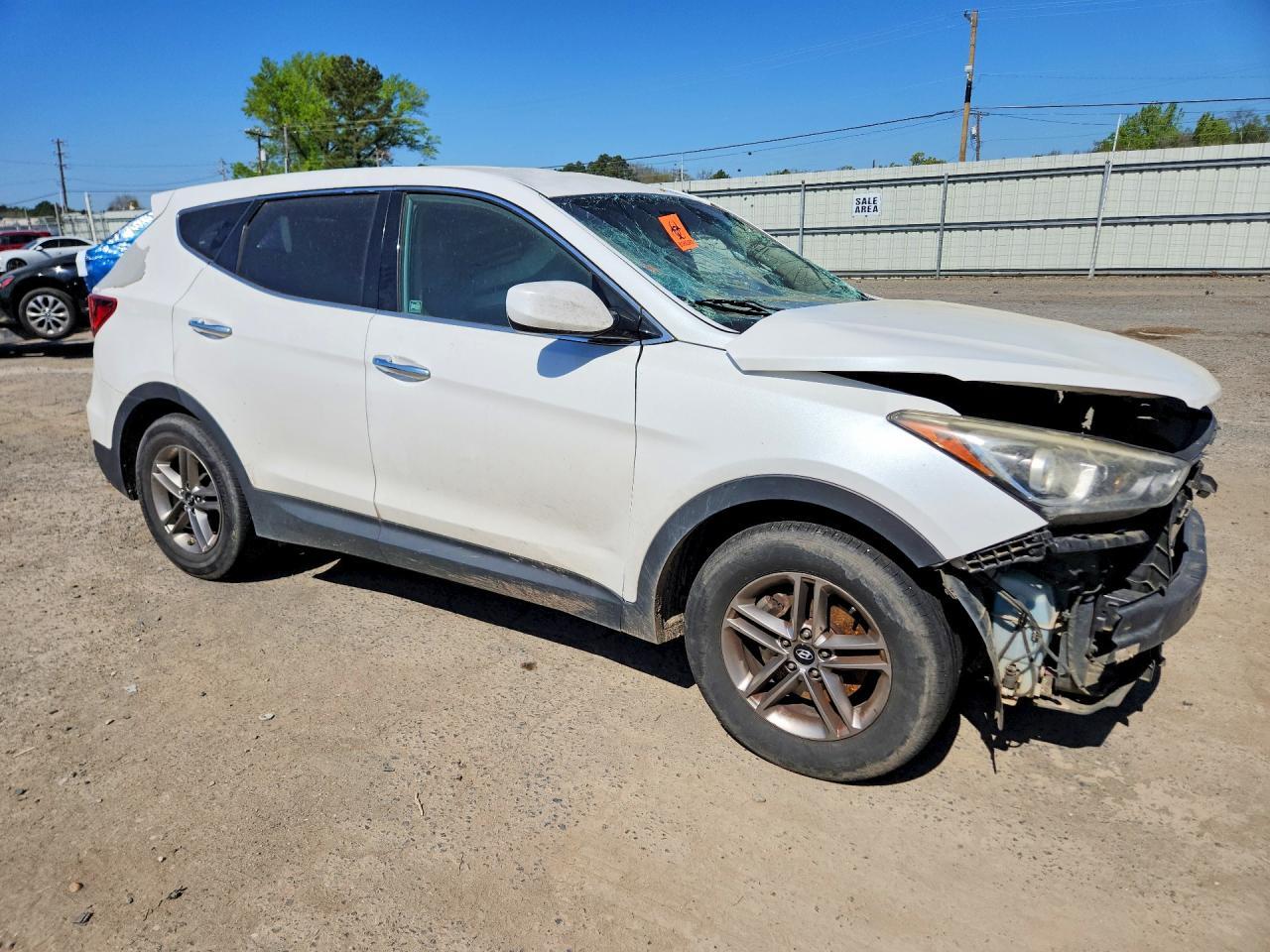 2017 Hyundai Santa Fe Sport 2.4L - Image 4