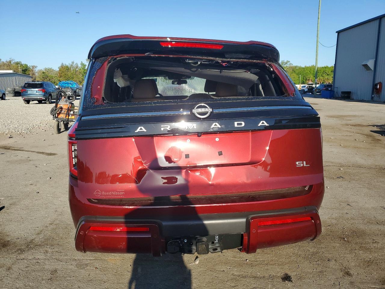 2025 Nissan Armada Sl - Image 6
