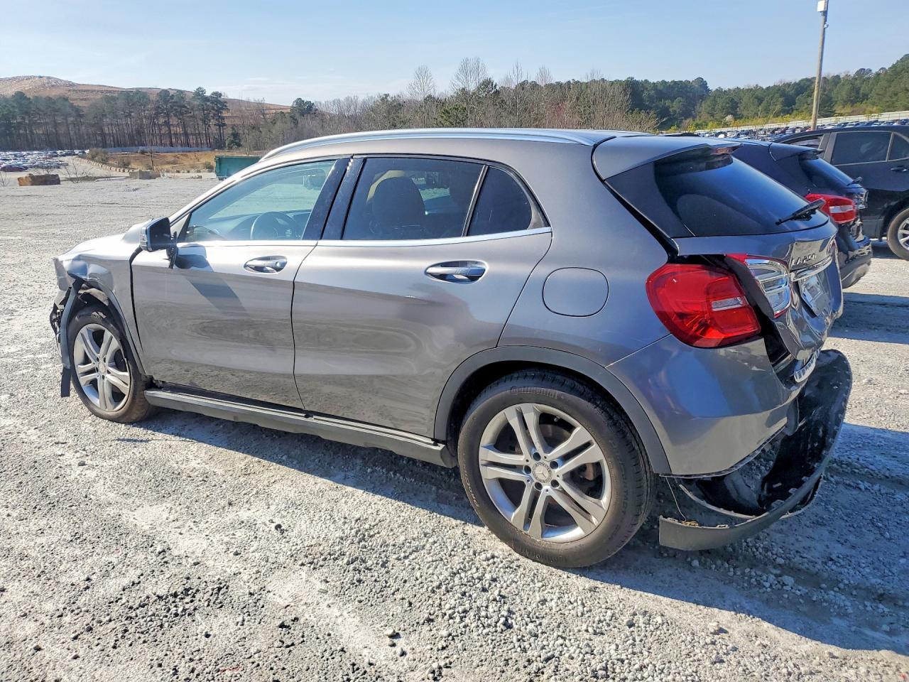 2015 Mercedes-Benz Gla 250 4Matic - Image 2