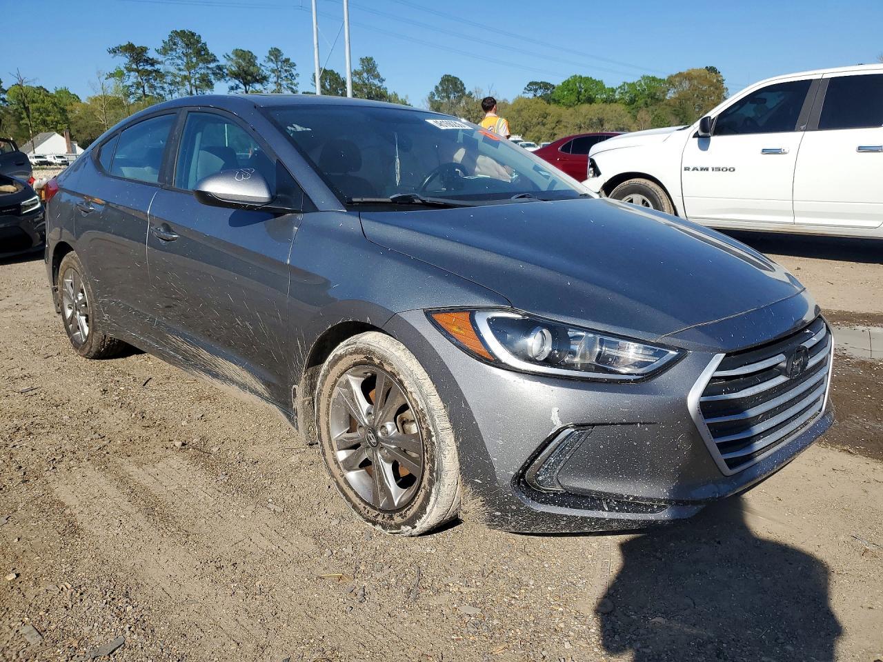 2018 Hyundai Elantra Value Edition - Фото 4