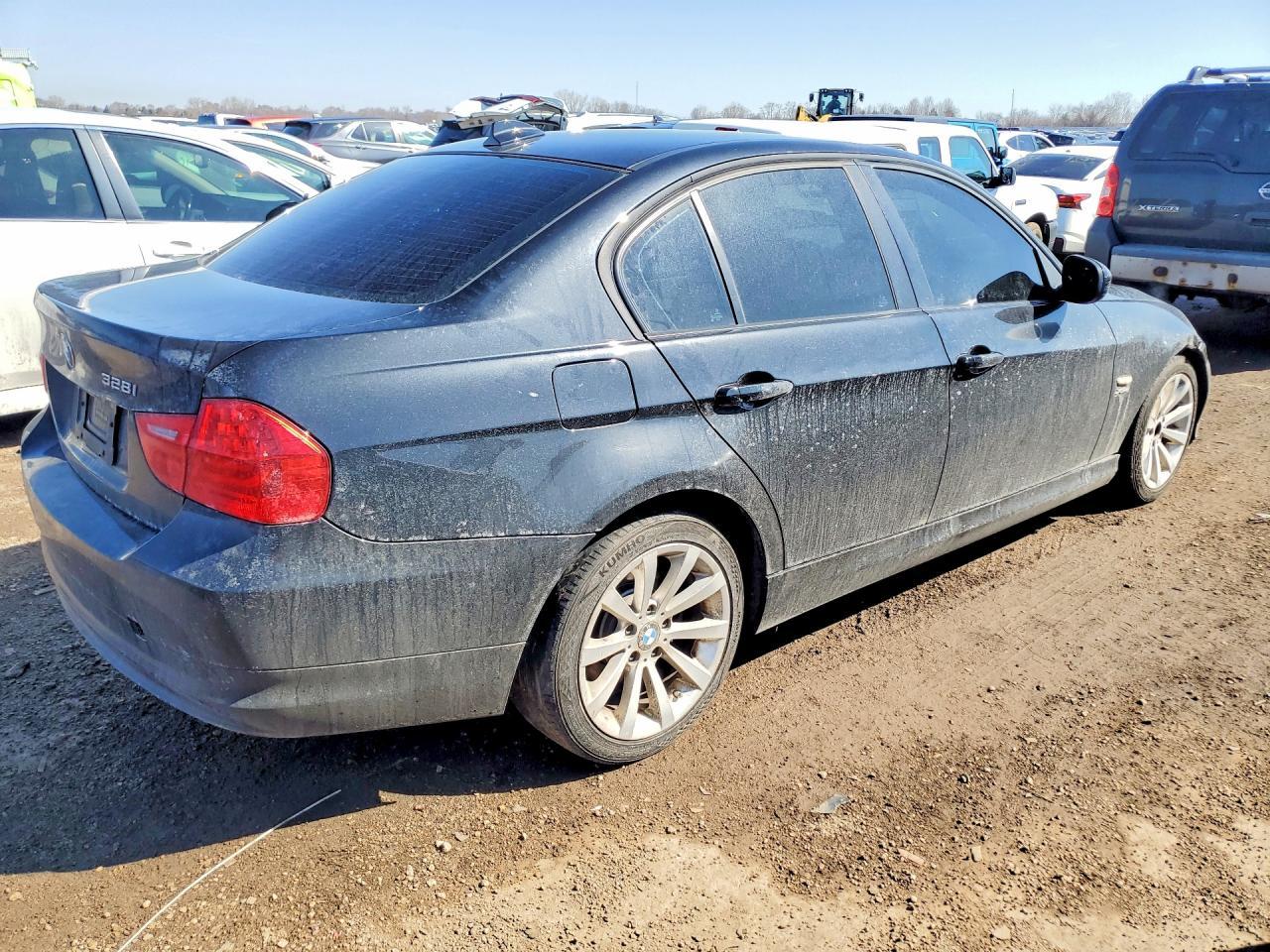 2011 BMW 328 Xi - Фото 3