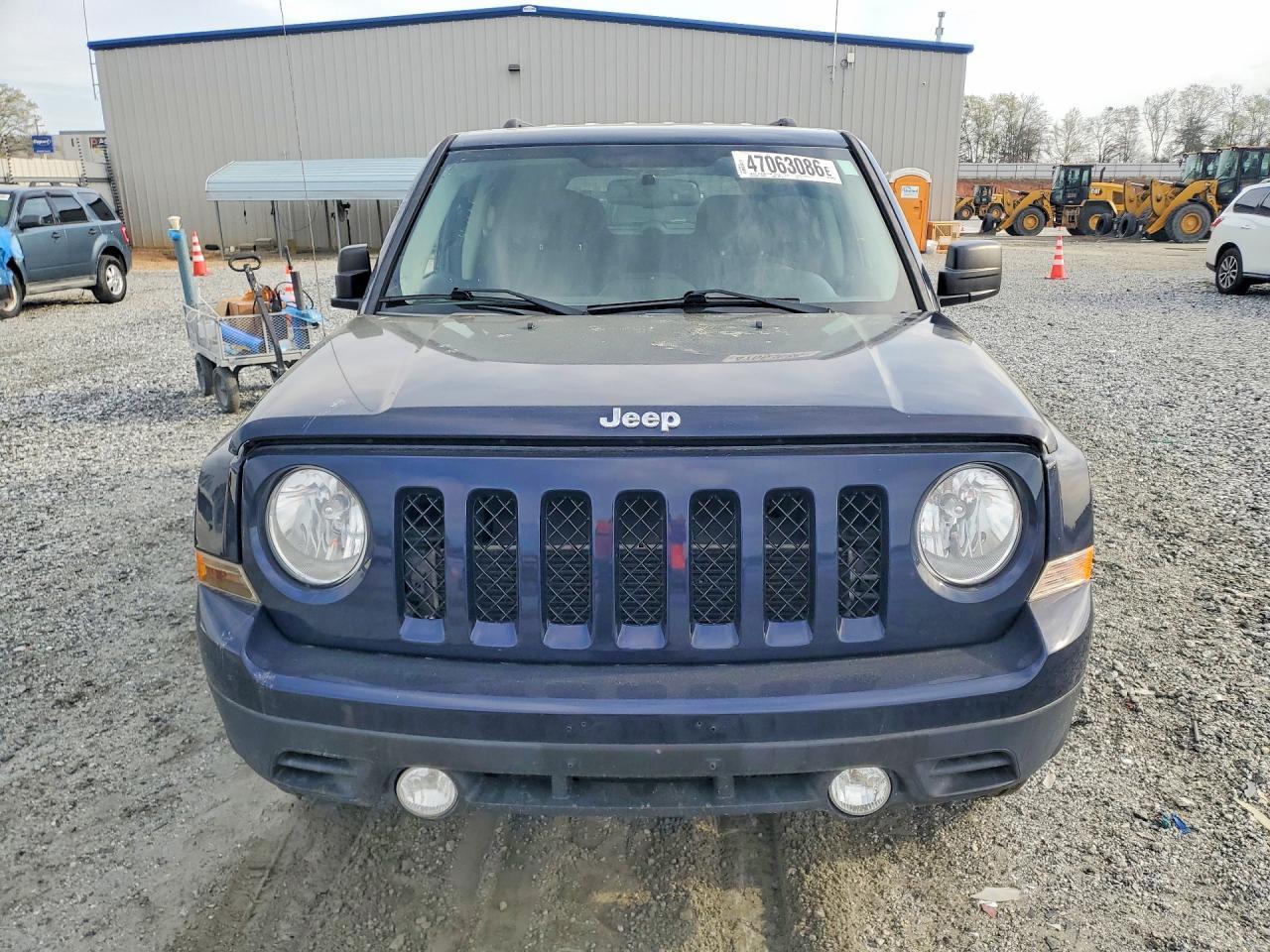 2016 Jeep Patriot Latitude - Image 5