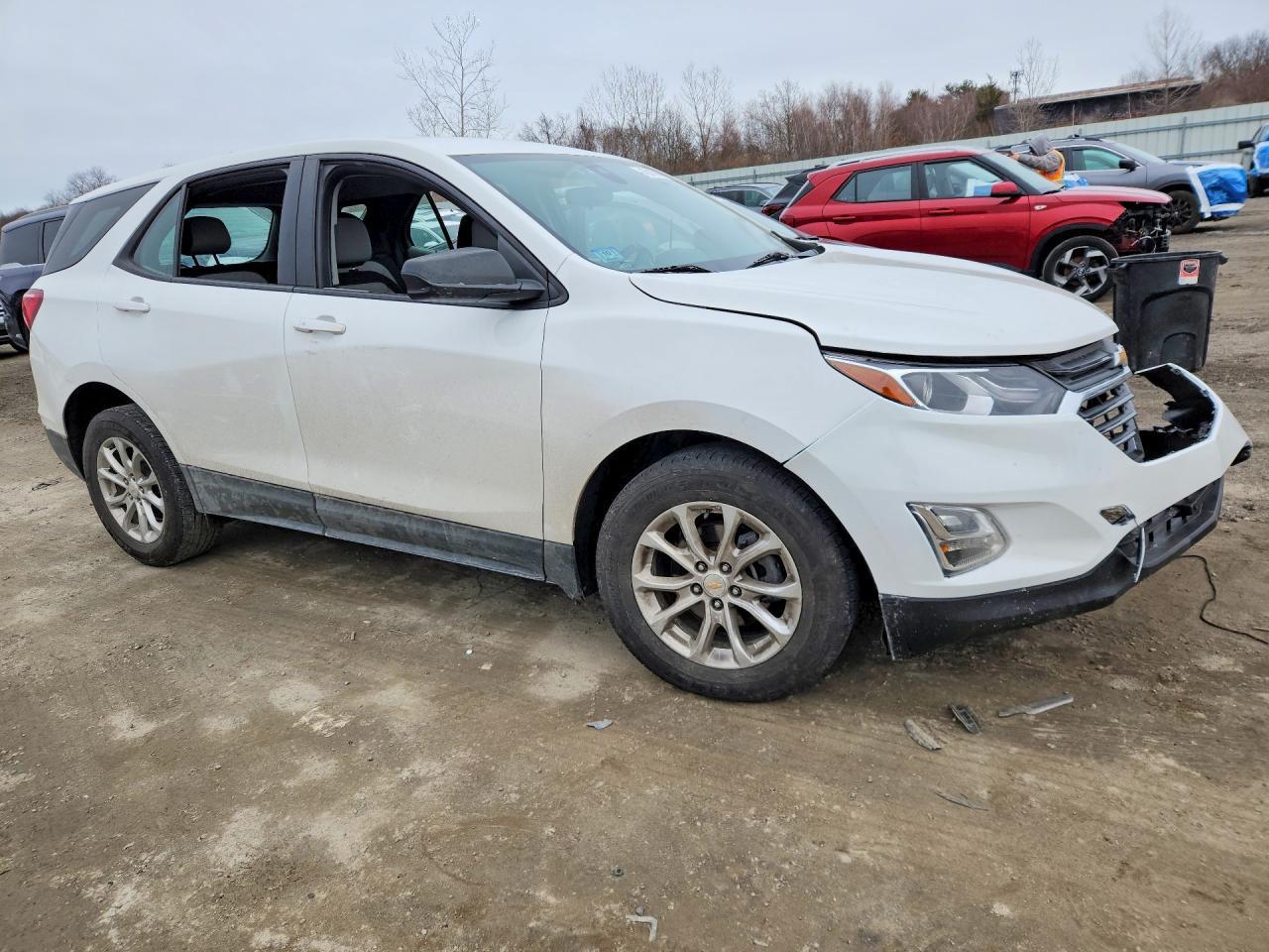 2021 Chev Equinox - Фото 4