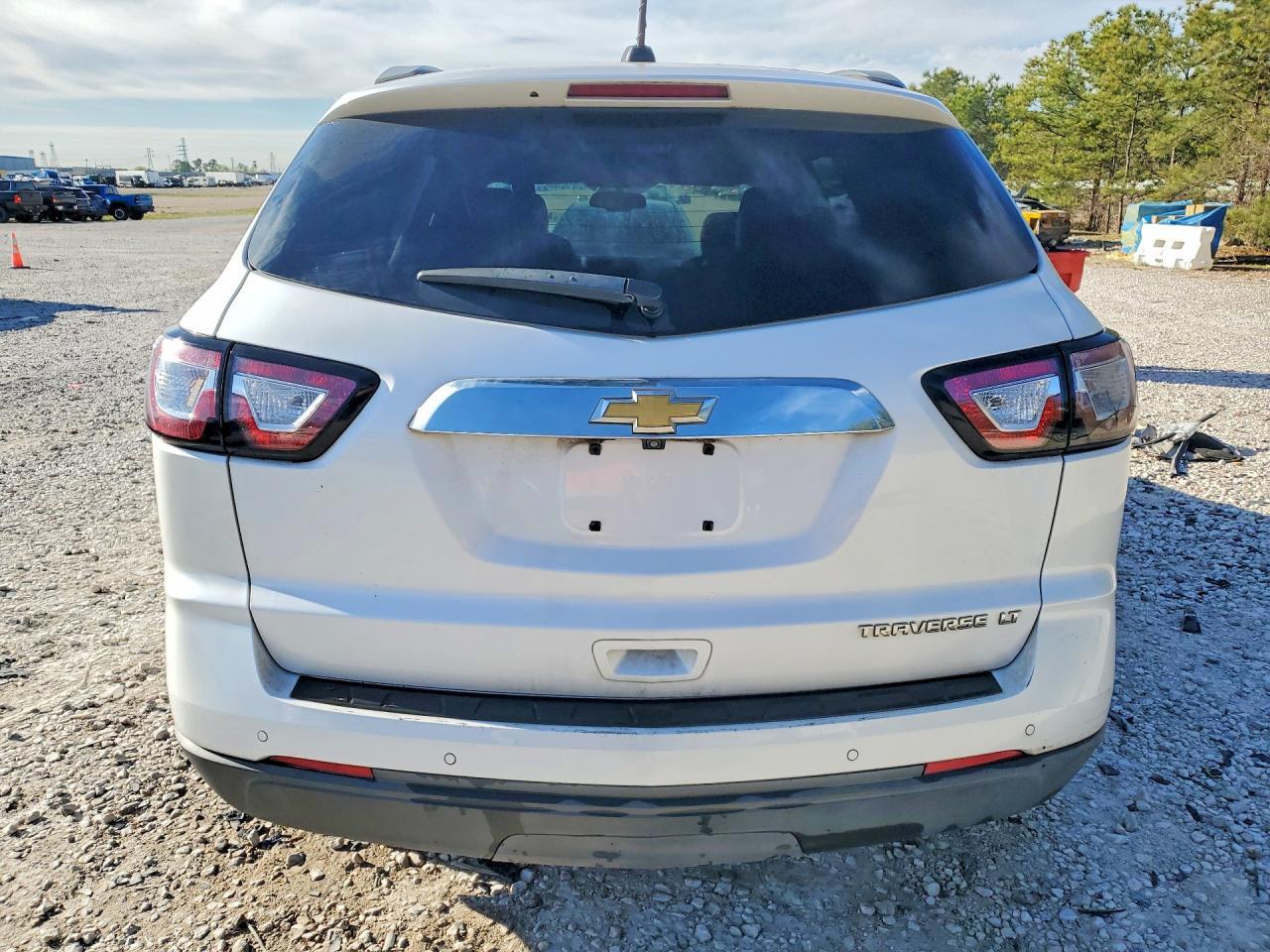 2016 Chevrolet Traverse Lt - Фото 6