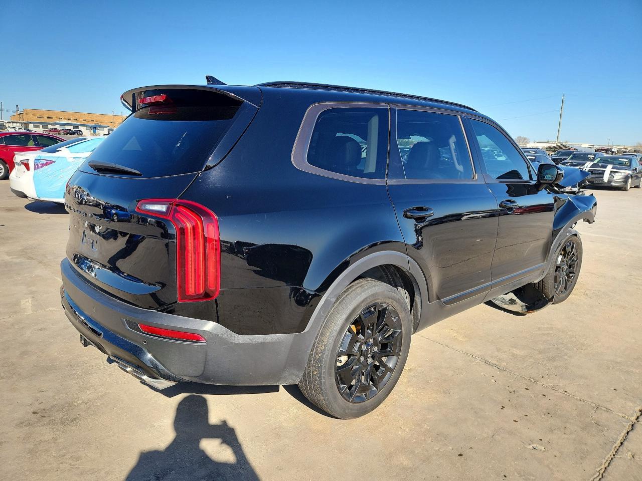 2022 Kia Telluride Sx - Фото 3