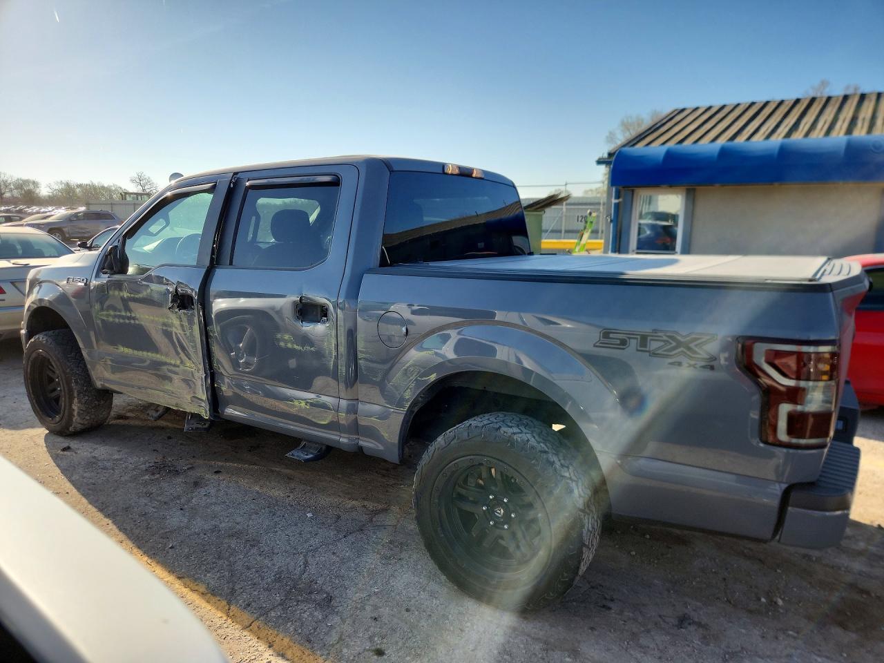 2019 Ford F150 Supercrew - Фото 2