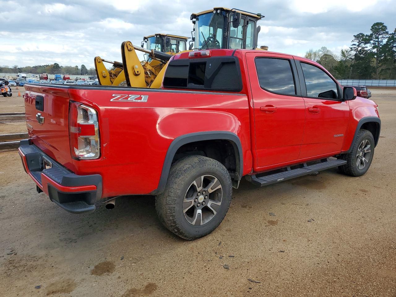 2016 Chevrolet Colorado Z71 - Image 3