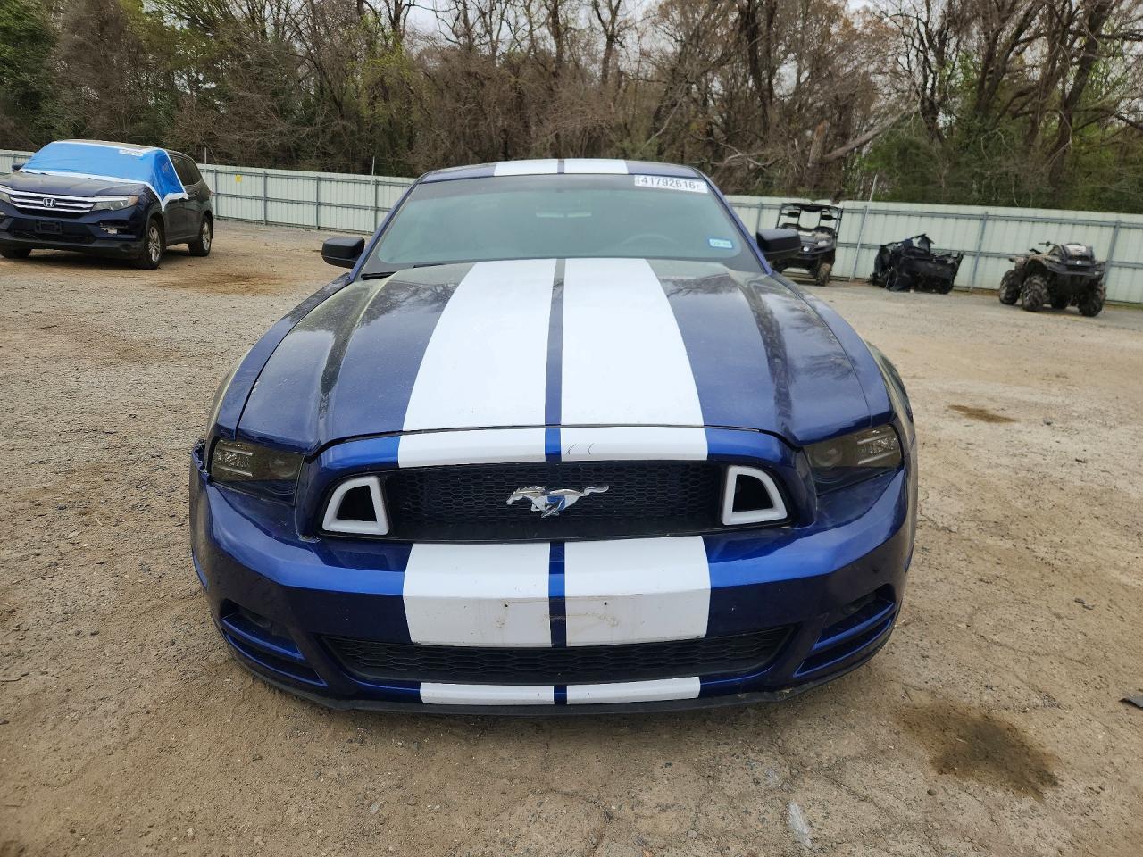 2013 Ford Mustang - Image 5