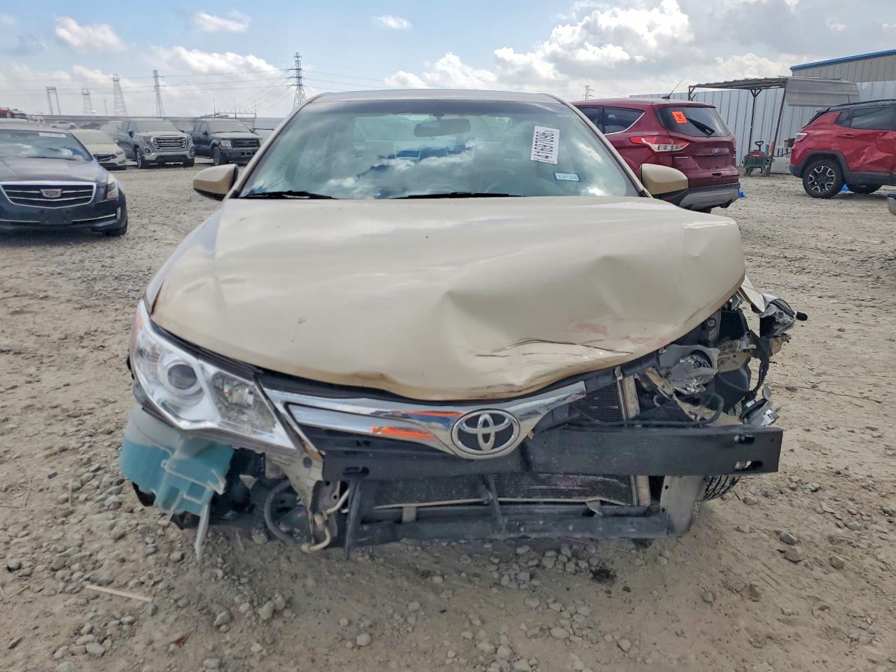 2012 Toyota Camry Le - Image 5