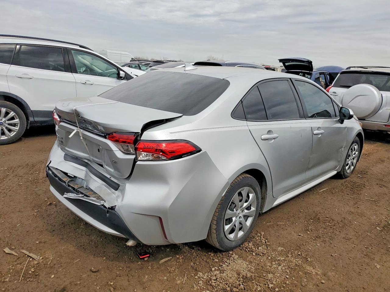 2020 Toyota Corolla Le - Фото 3