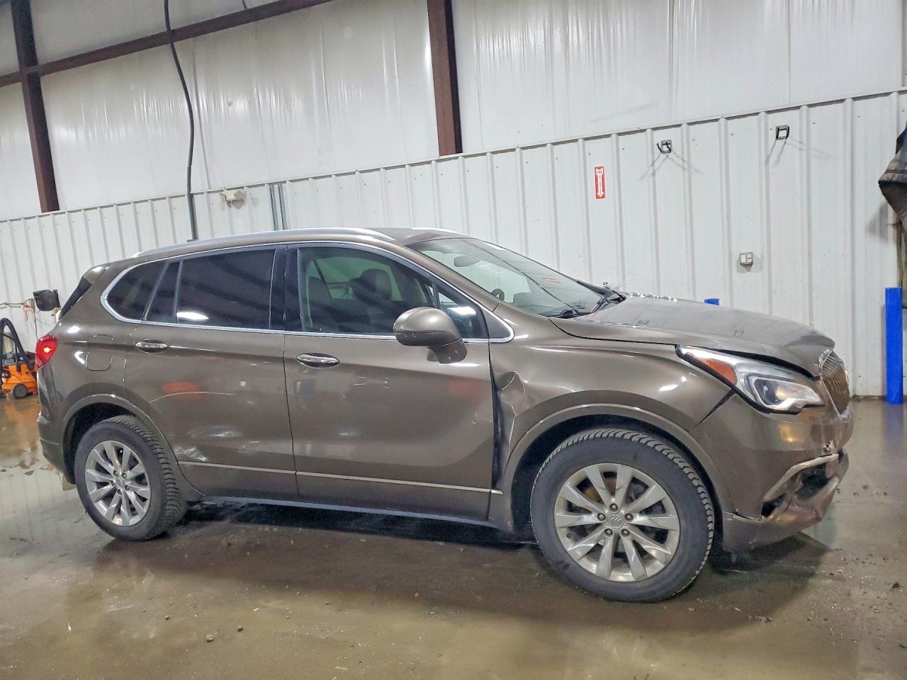 2018 Buick Envision Essence - Image 4