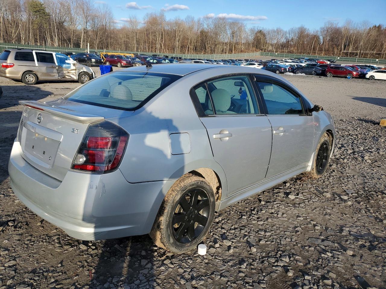 2012 Nissan Sentra 2.0 - Image 3