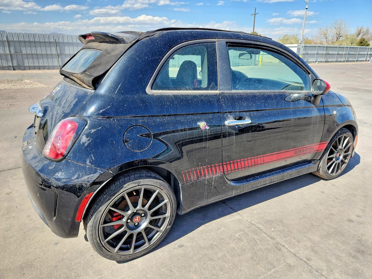 2015 Fiat 500 Abarth - Фото 3