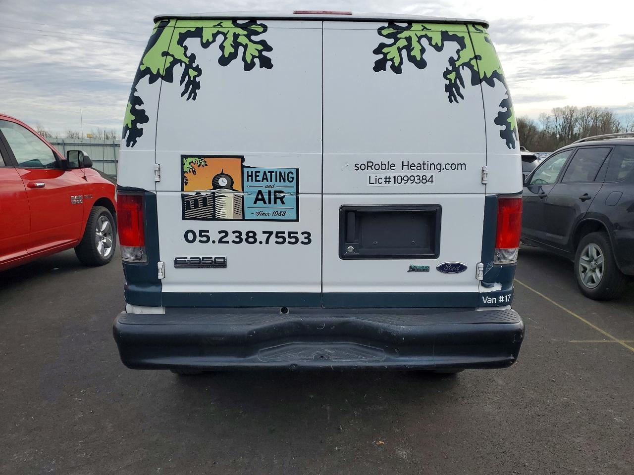 2010 Ford E350 Delivery Van - Image 6