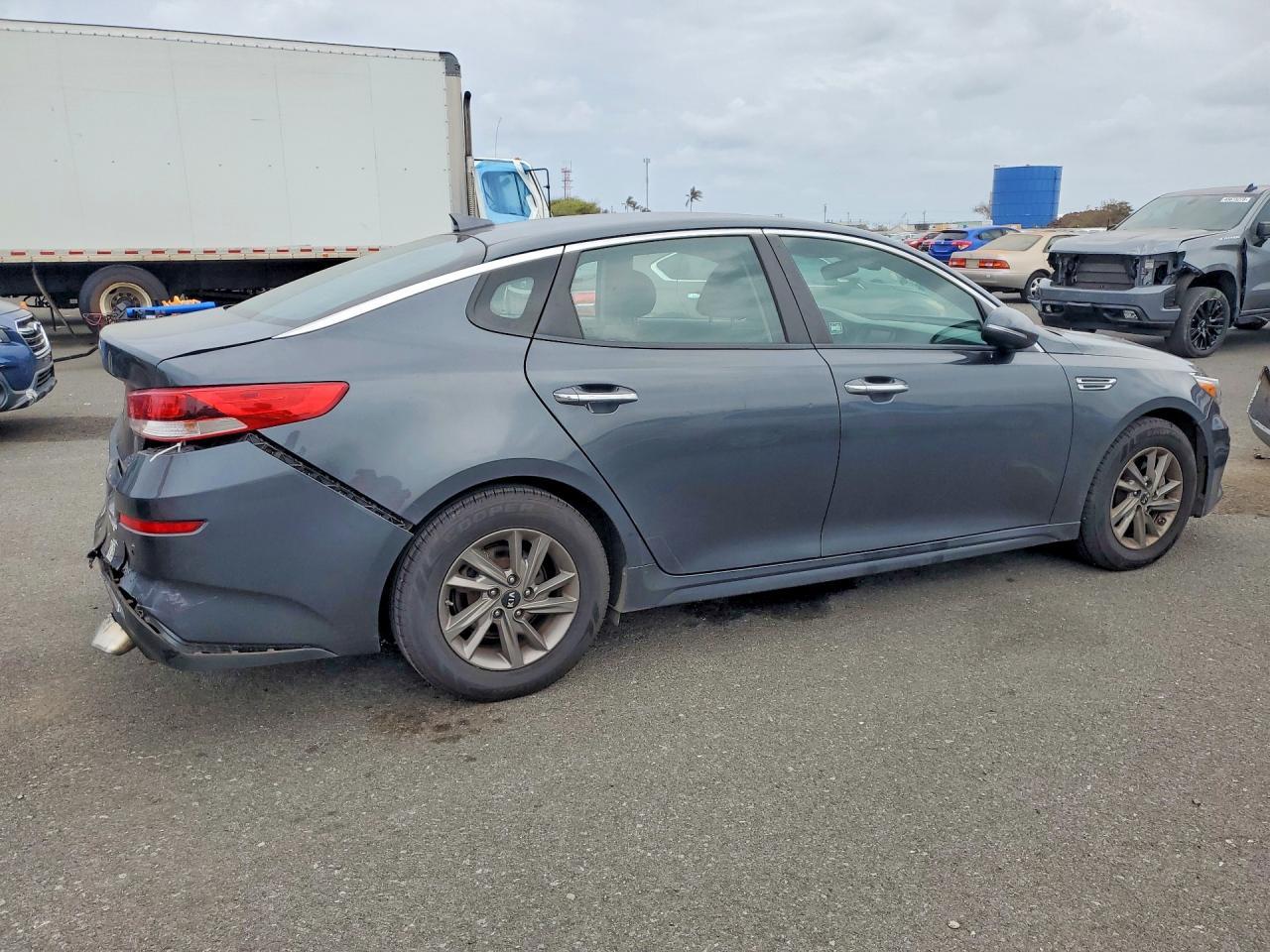 2020 Kia Optima Lx - Image 3