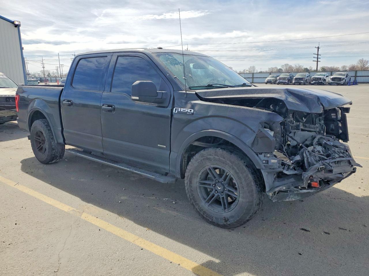 2016 Ford F150 Supercrew - Image 4