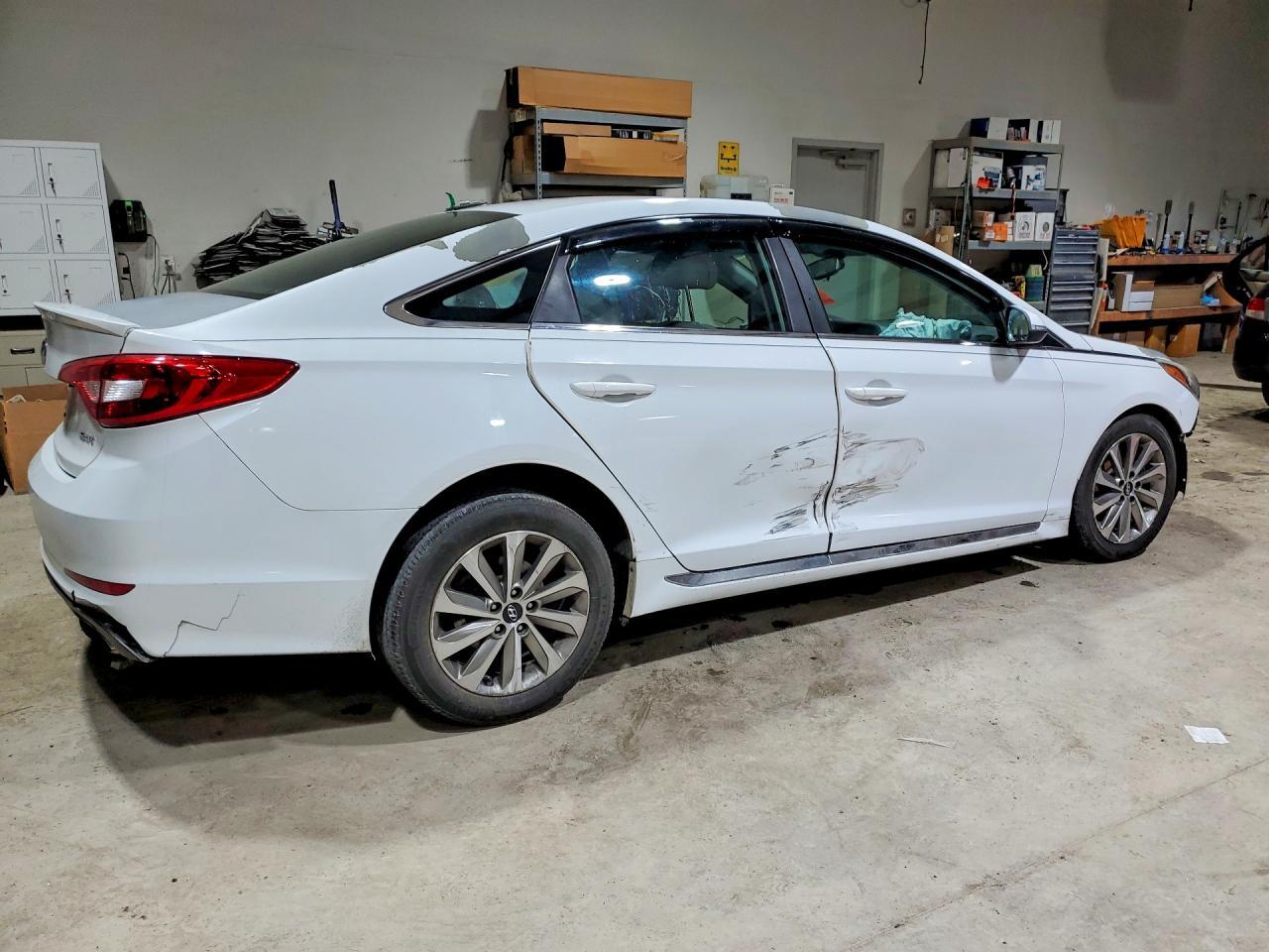 2015 Hyundai Sonata Sport - Фото 3