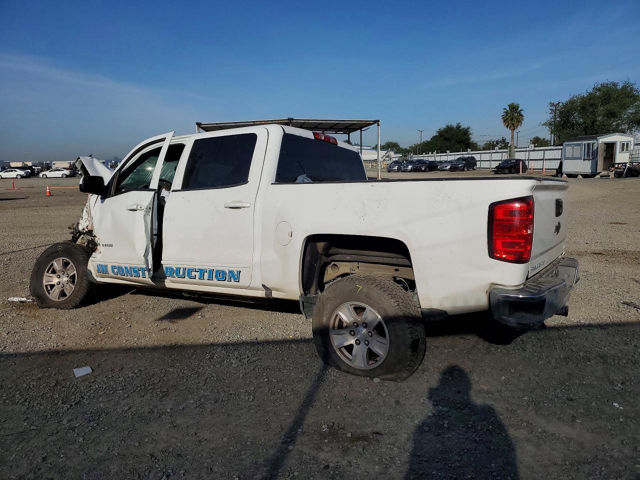 2018 Chevrolet Silverado 1500 - Фото 2