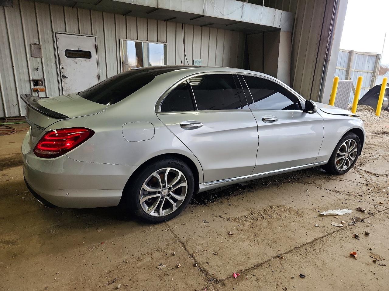 2015 Mercedes-Benz C 300 4Matic - Фото 3