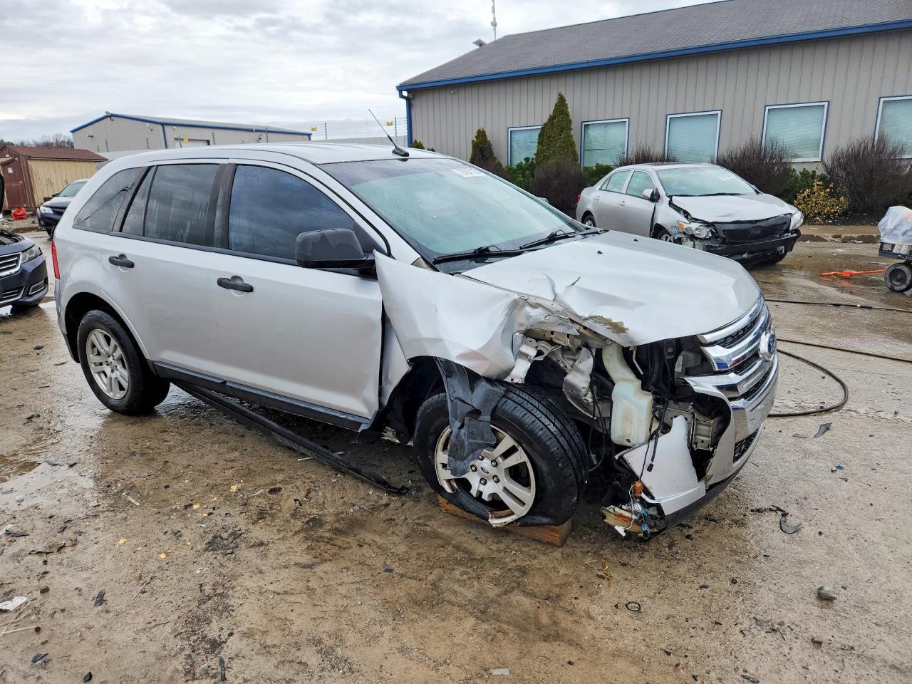 2011 Ford Edge Se - Фото 4