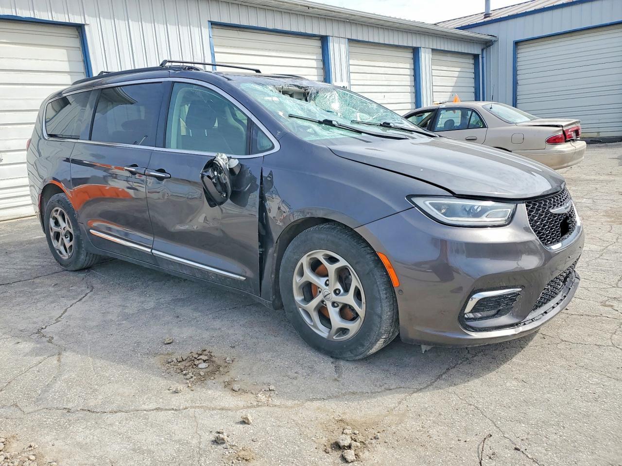 2022 Chrysler Pacifica Limited - Фото 4
