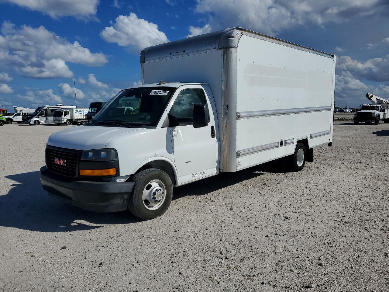 2020 GMC Savana Box Truck