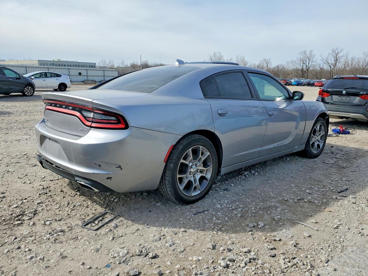 2016 Dodge Charger Sxt - Фото 3