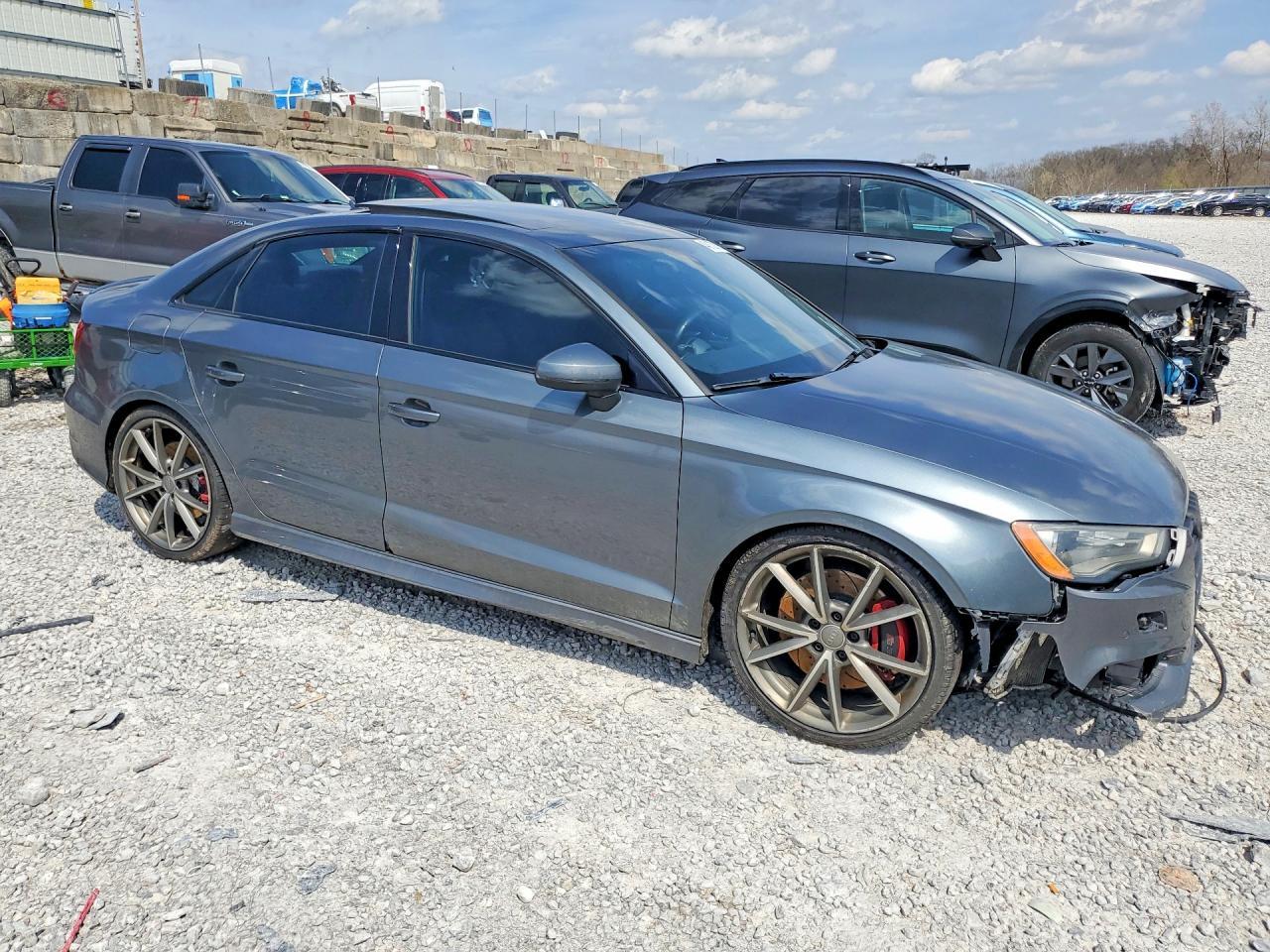 2016 Audi S3 Premium Plus - Фото 4