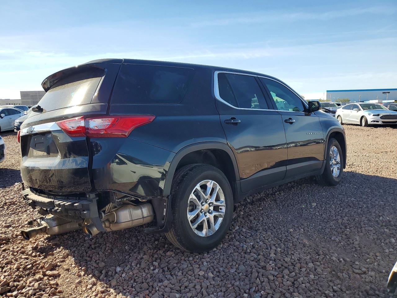 2020 Chevrolet Traverse Ls - Фото 3