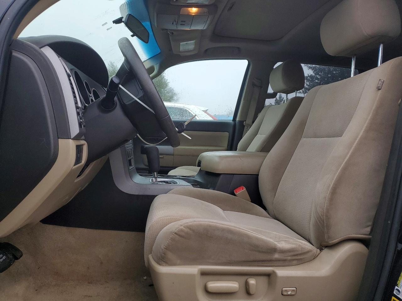 2011 Toyota Sequoia Sr5 - Фото 7
