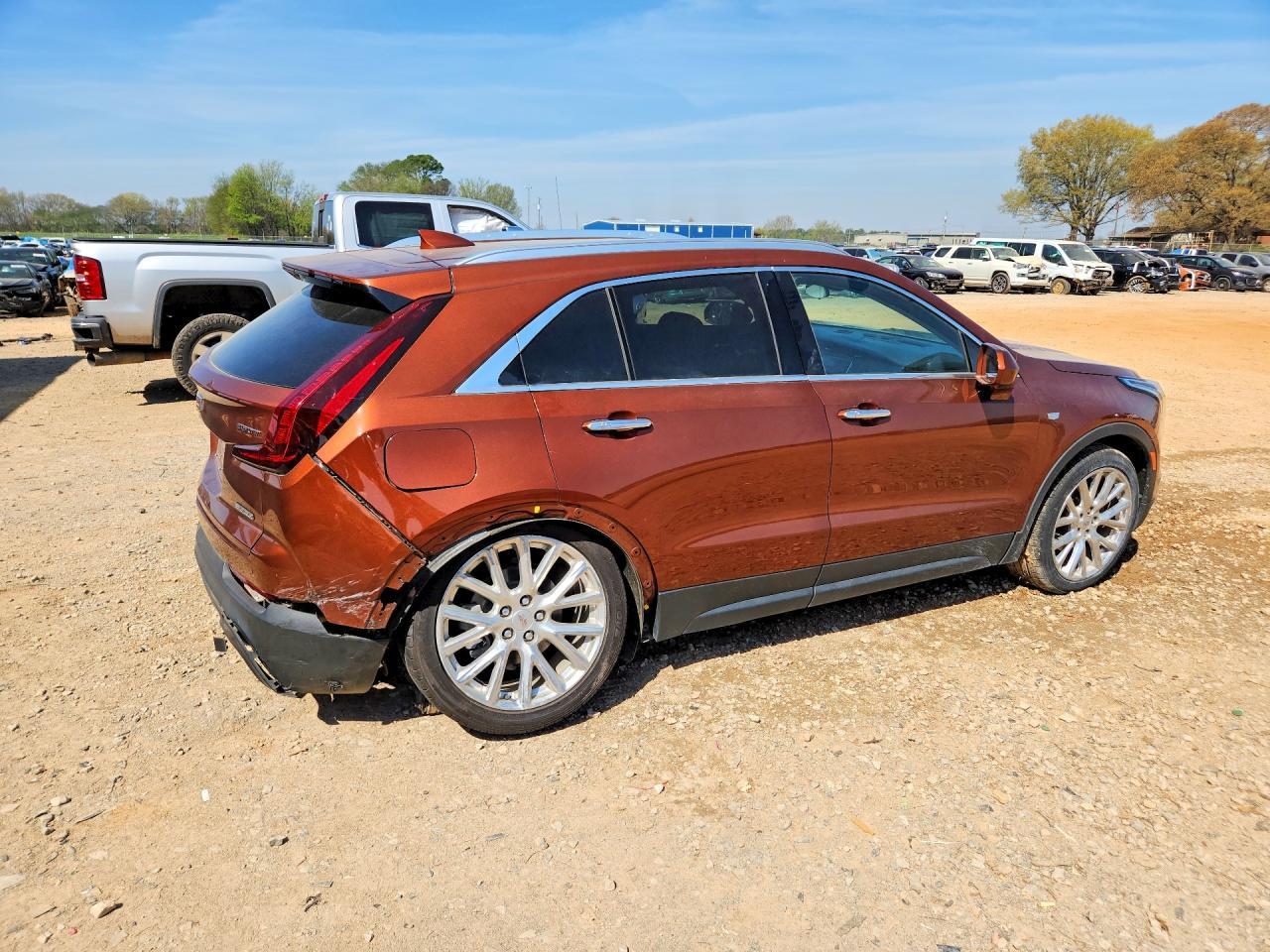 2020 Cadillac Xt4 Luxury - Image 3