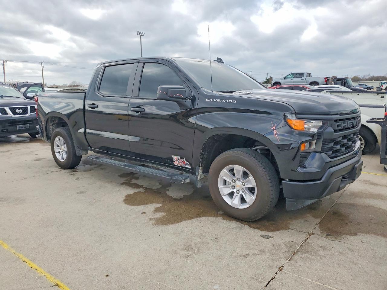 2025 Chevrolet Silverado K1500 - Image 4