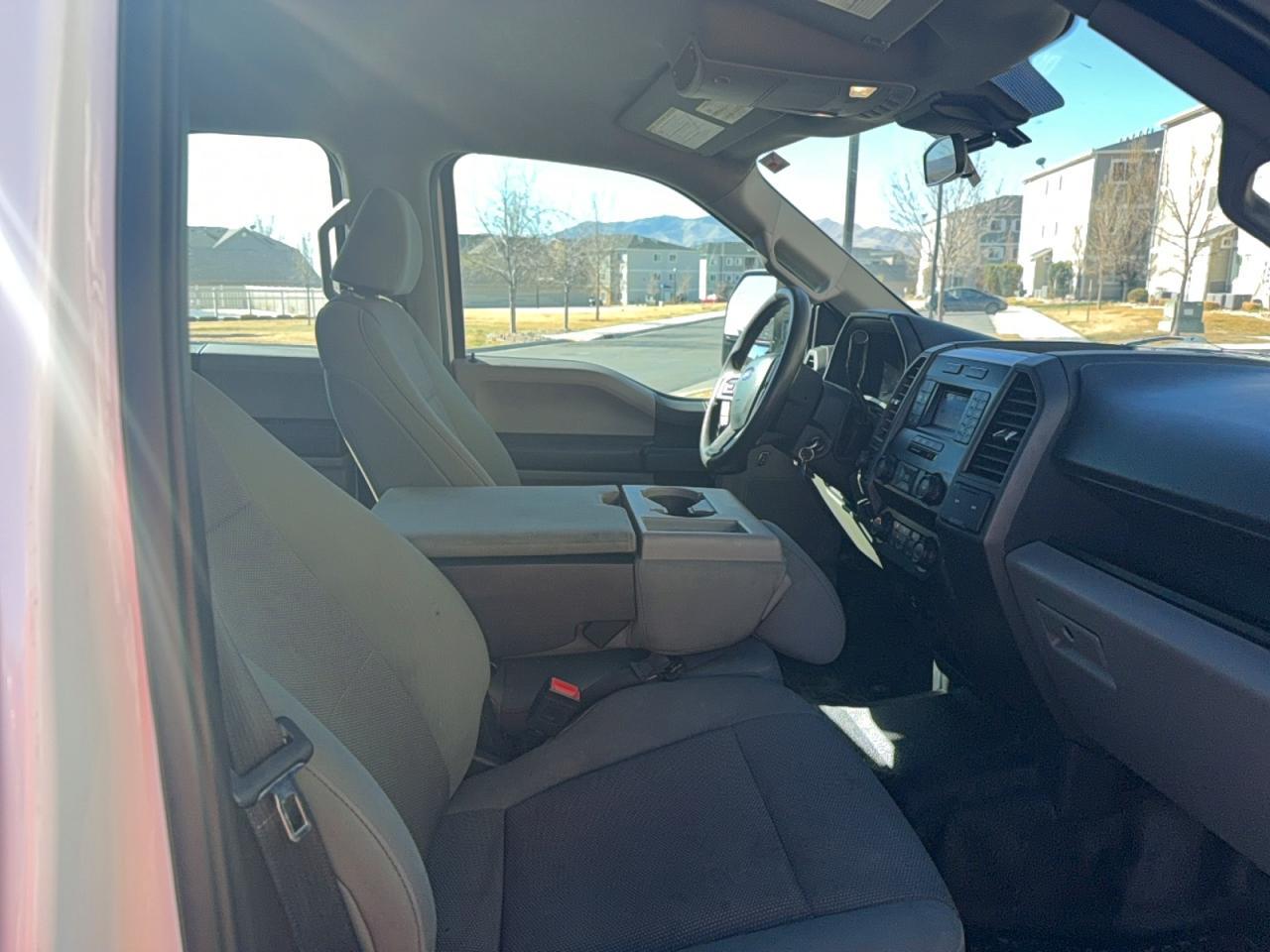 2022 Ford F250 Super Duty - Фото 5